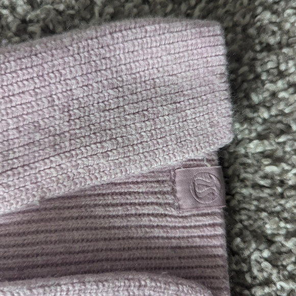 Lululemon Baby Pink Sweater - Picture 6 of 6